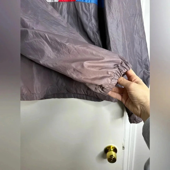 VTG 1980’s  Nike Blue Label Grey pullover windbreaker 1/4 Zip. Embroidered Logo. - Picture 8 of 16